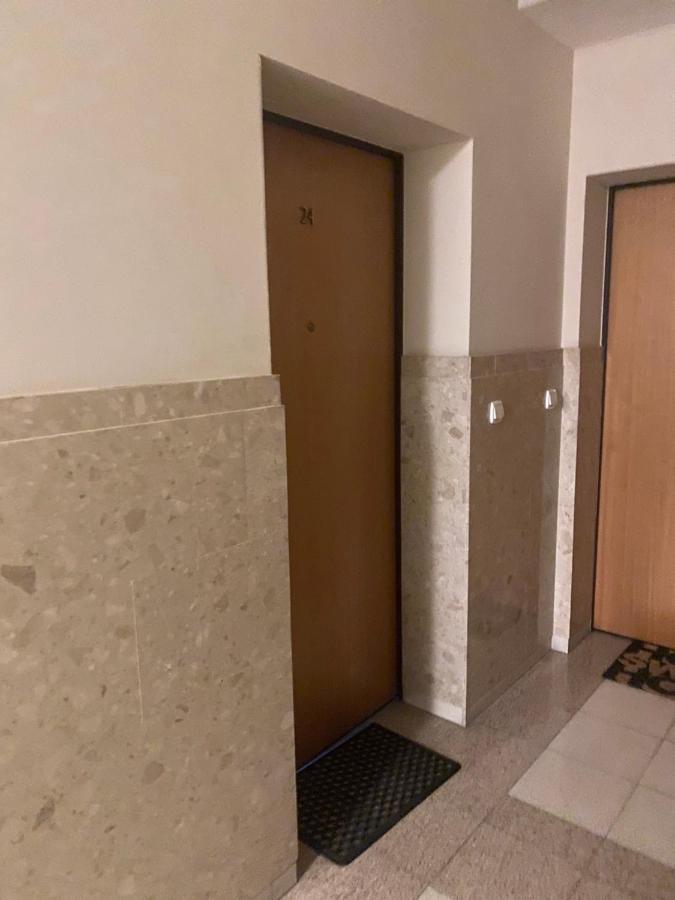 Komfortowy Apartament Na Florianskiej, Park Praski, Dw Wilenski,W Odleglosci Spaceru Od Starego Miasta, Milo Widziec Gosci Ze Zwierzetami Warszawa Eksteriør bilde